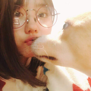 Kim So-hye Instagram - #savealife #cremagreen #유기동물 #유기견보호 
유기동물의 힘이 되어주세요❤️
우리 밀크도 쑥쑥 컸어요ㅎ3ㅎ💕