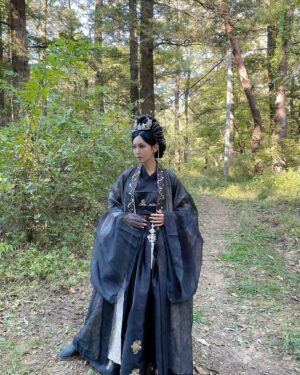 Kim So-yeon Instagram - #구미호뎐1938 🦉🦉🦉