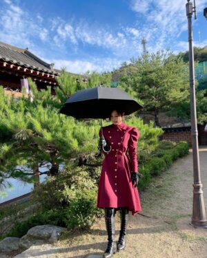 Kim So-yeon Instagram - #구미호뎐1938  행복한🦉