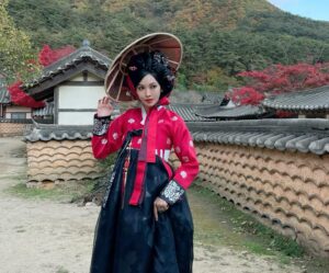 Kim So-yeon Instagram - #구미호뎐1938 7부!!!🤗