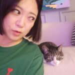 Kim Sook Instagram - 산책이 짧았나?? 이제 내려야되는데... 다시 나가자고 눈치를 주는거 같지만..... 난 체력이 읎다~~ #삐친냥