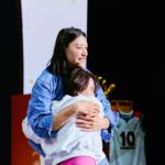 Kim Yeon-koung Instagram - 팬분들의 무한한 사랑으로 지금까지 이어온 저의 배구 인생에 감사하게도 올해 기회가 되어 조금이나마 팬분들에게 그 사랑을 돌려드릴 수 있어 의미있는 시간이었습니다. 와주신 모든 분들께 진심으로 감사드립니다. 소중해 💙🧡 #베이커리연경당 #fanmeeting