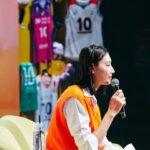 Kim Yeon-koung Instagram - 팬분들의 무한한 사랑으로 지금까지 이어온 저의 배구 인생에 감사하게도 올해 기회가 되어 조금이나마 팬분들에게 그 사랑을 돌려드릴 수 있어 의미있는 시간이었습니다. 와주신 모든 분들께 진심으로 감사드립니다. 소중해 💙🧡 #베이커리연경당 #fanmeeting