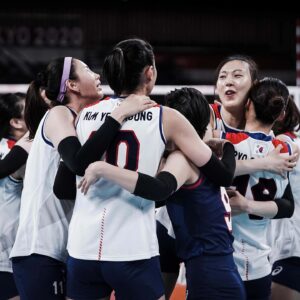 Kim Yeon-koung Instagram - 우리는 처음부터 끝까지 함께였다 🇰🇷 🇰🇷🇰🇷
#teamkorea🇰🇷 #tokyoolympic2020