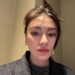 Kim Yong-ji Instagram - 친구가 잘나왔다는 사진은 항상 눈 감겨있드라..