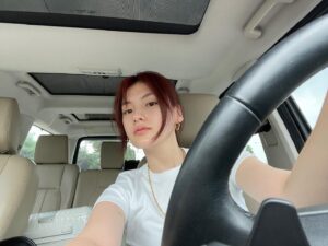 Kim Yong-ji Instagram - 눈이 파드드드 하시는 분 ? 저요 !