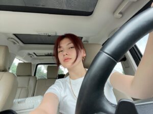 Kim Yong-ji Instagram - 눈이 파드드드 하시는 분 ? 저요 !
