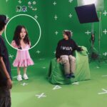 Kimberley Chen Instagram - kiki x 未完成 跳跳跳了幾次？ 🤭🤣 真的很期待這隻MV，我不應該透露太多，但是會有一個很特別的小嘉賓 👶🏻🥰💕