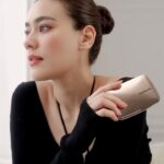 Kimberly Ann Voltemas Instagram - Enchance my natural beauty with the flawless finish of Vanish Airbrush Pressed Powder✨ @hourglasscosmetics @ellethailandofficial @ellebeautythailand