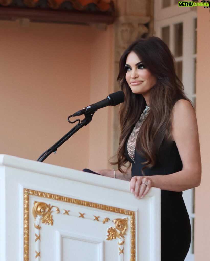 Kimberly Guilfoyle Instagram - An incredible and inspiring night at Mar-a-Lago in support of the next Congressman from AZ-8 @AbrahamHamadeh. Abe is endorsed by @RealDonaldTrump, will always put America First, and he’ll be the squad’s worst nightmare. November can’t come soon enough 🇺🇸🇺🇸🇺🇸 #HappyWarrior #AmericaFirst #MAGA