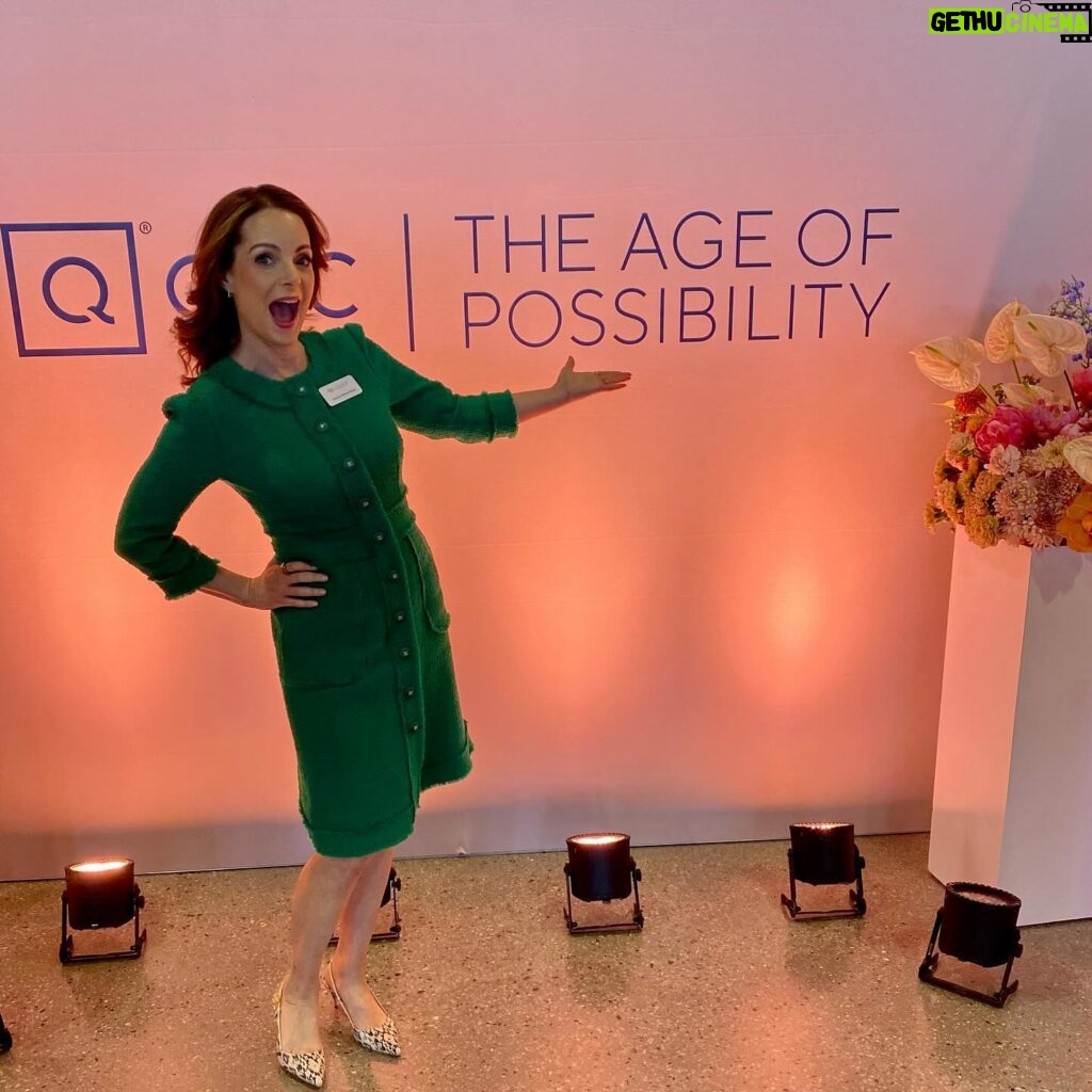 Kimberly Williams-Paisley Instagram - #Ad It’s the Age of Possibility! I’m honored to be a part of @qvc’s Quintessential 50 celebrating women 50 and all the life and adventures we have yet to experience. The group of women that met at the Q50 Summit in Vegas felt like an immediate inspiring community. There were entrepreneurs, trailblazers, actors, authors, athletes, music artists, doctors and more. The legendary @billiejeanking was there! And icon @marthastewart! And the QUEEN @queenlatifah! I made new friends (hi @joybauer @drmaryclaire @jenniegarth @naomiwatts) and caught up with old ones (hi @sherrieshepherd @carlaphall @kathielgifford and ritawilson). There were amazing speakers and a fascinating panel discussion and breakout groups and entertainment and then all of a sudden Bradley Cooper was there surprising his mom (a fellow Q50 member) and making us Philly cheesesteaks. It was bananas. I loved every minute. Real connections and relationships were fostered, and I’m excited for what’s next! Thank you QVC for caring about and empowering women the way that you do. And thanks for inviting me to be a part of the Q50 ⭐️⭐️⭐️⭐️ #ProudlyQ50 #AgeofPossiblity #LoveQVC