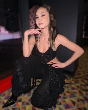 Kimiko Glenn Instagram - Niffty 💋