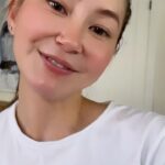 Kimiko Glenn Instagram - love you all !! 💕💕💕