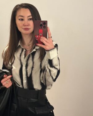 Kimiko Glenn Instagram - 💫