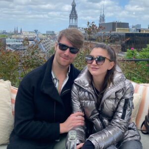 Kimiko Glenn Instagram - no matter where we are in the world, we always find each other 💞👩🏻‍🤝‍👨🏼💞