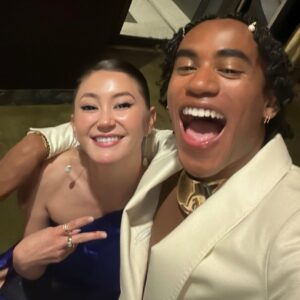 Kimiko Glenn Instagram - so many cute new friends 😭💞 #goldgala @goldhouseco