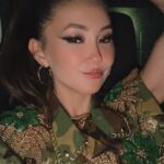 Kimiko Glenn Instagram - the theme was safari how’d I do 🐯