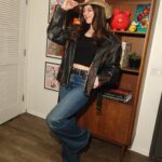 Kira Kosarin Instagram - you can have your space, cowboy 🚀🤠 ft mom’s hat from the early 2000s, dad’s jacket from the 80’s, my cowboy boots from when I first moved to LA in 2010 that I wore to every audition, and Noodle the elephant in his new hat 🐘