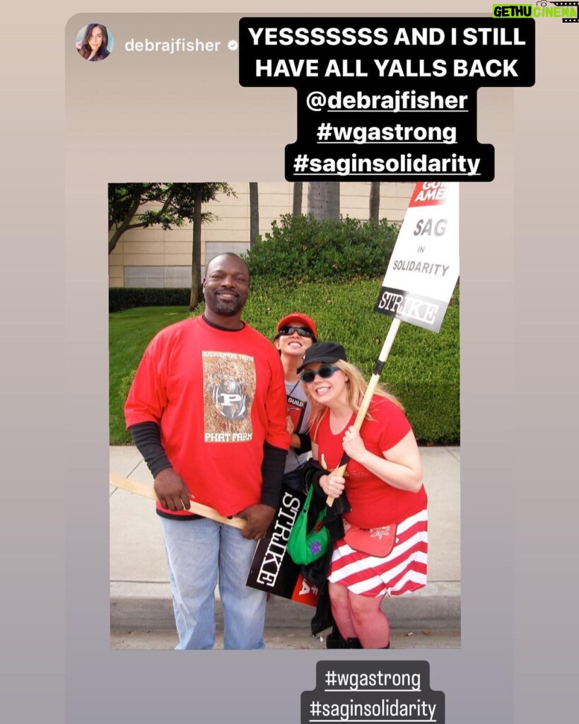 Kirsten Vangsness Instagram - Union Strong Forevermore. Scroll for strike fashions circa 2007, my sign holding arms are ready for duty as I am now in 2023 a very proud WGA member myself. @wgaeast @wgawest #wgastrong #wga #sag Thank you for @debrajfisher for the throw back pic & @teresapalooza who’s insta I screen shotted for my first pic. It always takes a village