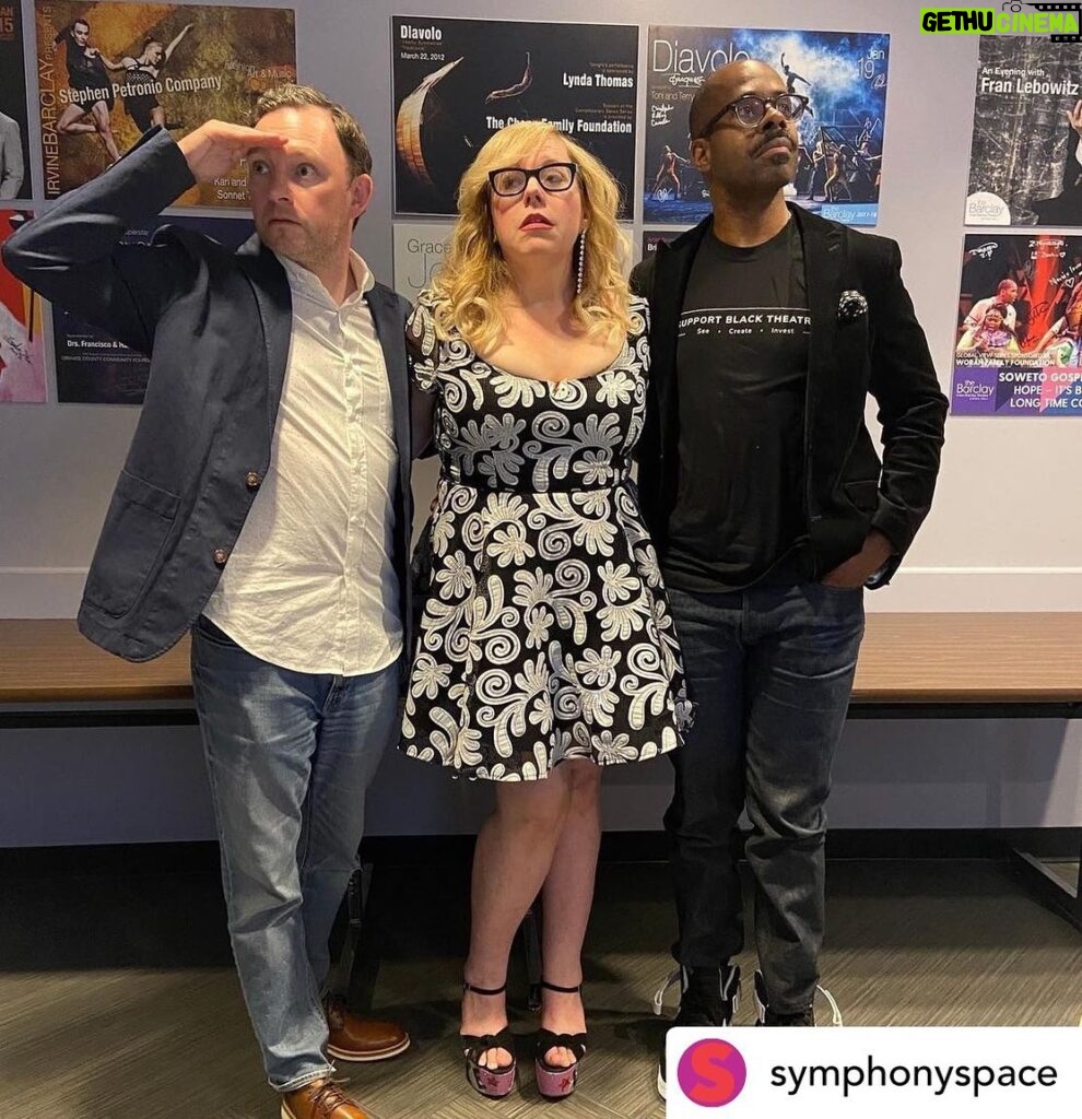 Kirsten Vangsness Instagram - A whirlwind weekend trip 🇨🇦➡️🇺🇸➡️🇨🇦to have the Joy Delight Honor and Pleasure last Saturday at the @irvinebarclay with @selected_shorts reading stories and hosting with these two divine artists. It was recorded so you’ll be able to give it a listen eventually on the @selected_shorts podcast or wherever you find your public radio. Also shout out to the @irvinebarclay staff of wonderful humans who were a delight to meet afterwards. Make art. Repeat. 💥