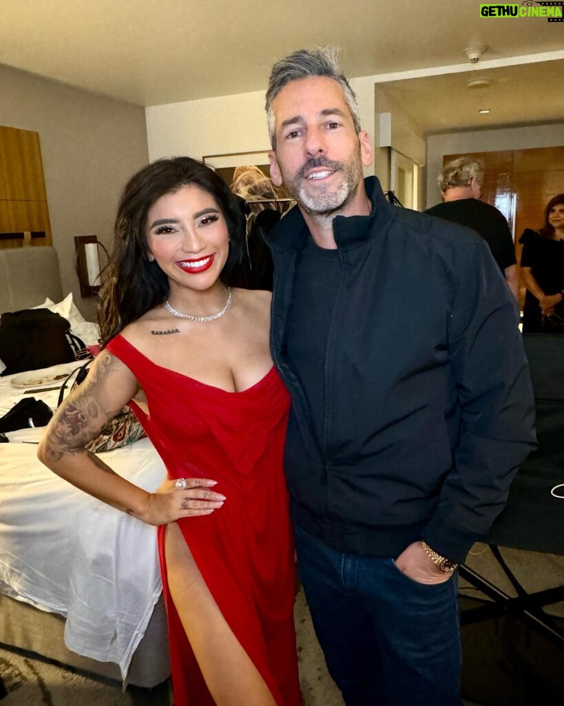 Kirstin Maldonado Instagram - i meannnn … 🔥🔥🔥 i’d say Grammys 2024 was a win in itself 😘