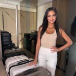 Klaudia El Dursi Instagram - Z podróży najlepiej przywozić tylko wspomnienia… Ja niestety zabrałam też walizki. #help