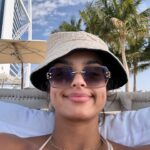 Klaudia El Dursi Instagram - My Dubai be like 🌴☀️
