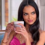 Klaudia El Dursi Instagram - Test zdany na 5 💋 Poddałam pomadkę The One Smart Sync od Oriflame, całodniowej próbie i efekt jest zachwycający. Trwały kolor i nawilżone usta towarzyszyły mi przez cały dzień❤️ •reklama #oriflamepoland #oriflame @oriflamepoland