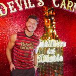 Klebber Toledo Instagram - Celebrando o melhor da vida com Casillero del Diablo Devil’s Carnaval! A combinação perfeita de cor, alegria e bons momentos 🥁 #apreciecommoderação #publicidade #devilscarnaval #celebretodoencontro