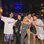 Klebber Toledo Instagram - Primeiro dia de férias e festa 🚀🤘🏻✨ @reveillon.amore
