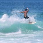 Klebber Toledo Instagram - Último surf de 2023🤘🏻✨ obrigado mar!!! Você me cura, me acalma, me desafia e me faz pensar… obrigado mar🌊 🌎 . . Foto - @thesearchpics