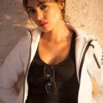 Komal Jha Instagram - I'm not in the race. I AM THE PRIZE !! ikomaljha.com
