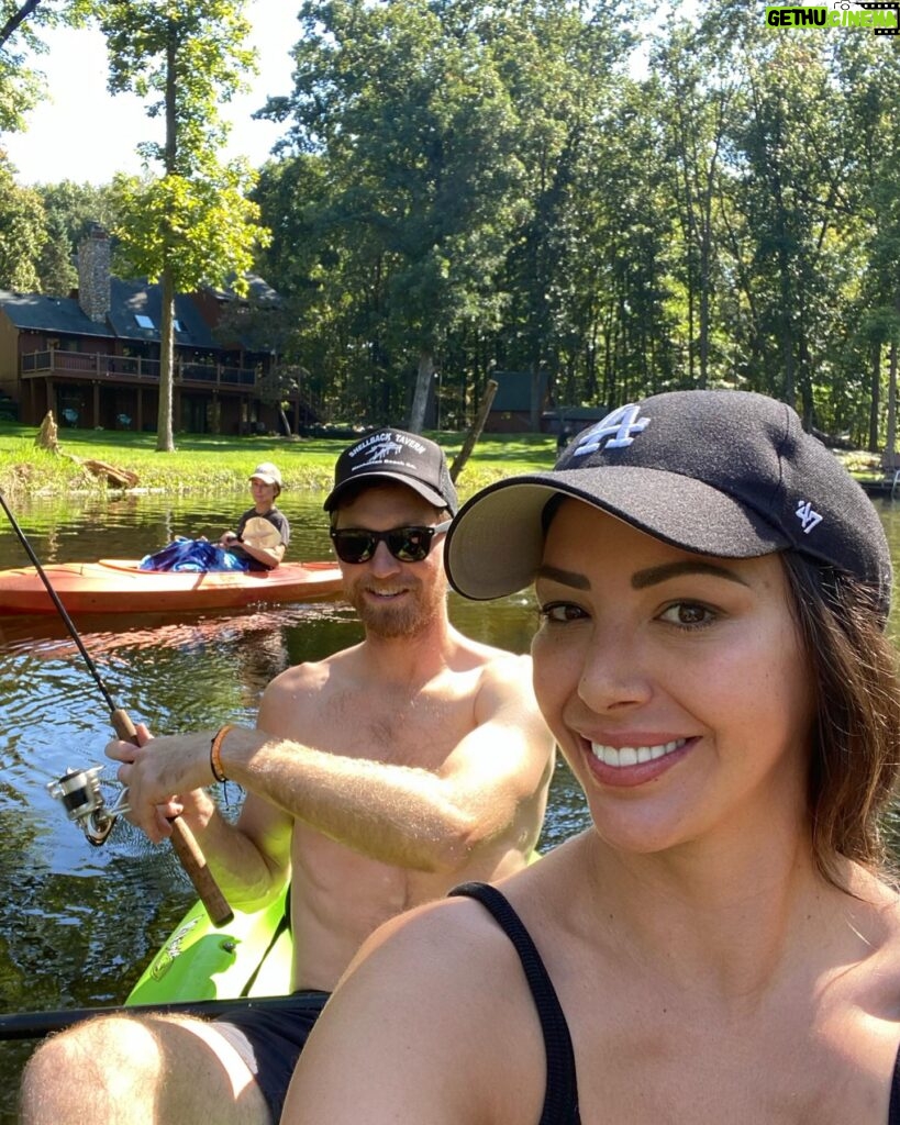 Kristen Doute Instagram - Nothing like a pit stop to spend time with friends/their family in paradise! Thanks for the river fun on our way out of Michigan, Nia & Danny! 💙✋🏽✨