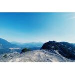 Kristin Kreuk Instagram - When you move back to Vancouver, it’s best to become a stereotype and hike a lot. (Also, watch @durance.erica ‘s Hallmark movie tonight! She can’t get into her Instagram account, so I’ll just keep reminding you.)