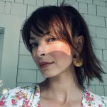 Kristin Kreuk Instagram - When you move back to Vancouver, it’s best to become a stereotype and hike a lot. (Also, watch @durance.erica ‘s Hallmark movie tonight! She can’t get into her Instagram account, so I’ll just keep reminding you.)