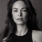 Kristin Kreuk Instagram - Listen. I don’t love getting my photo taken. Ask any friend I have ever had. Because of my job, I feel capable of getting photoshoots done. Efficiently and with minimal grumbling. That said, I haven’t had pictures taken of me commissioned by me since I was 18 (headshots). I realize now that part of why the self-commissioned process is challenging is that I have to look at all these pictures of myself and I struggle to not be super judge-y. But part of why it’s great(!) is that there is a much higher chance of getting shots that are more reflective of me. Kristine did that. I think. I mean. Who knows. I have no idea what external representation reflects me best. Ha. But! Kristine took many shots that reflect what I think best represents me. I’ve included two that she posted as they are lovely. I have also included one that hasn’t been touched up but makes me laugh (the 3rd image). The final image is not Kristine’s—it was taken by Marcus on the set of Burden of Truth and I feel it helps to complete the story. Anywho (apparently it’s “anyhoo” y’all)! I’m still picking pictures. But you all will see them as time passes. If you are in Vancouver and want some lovely shots of yourself— @theportraitsessions Pictures 1-3 taken by @theportraitsessions and 💄 by @beautyreawakened Edited to add: to the person who asked me about Lana’s book recommendation via a friend at Steel City Con: I think I have an answer!
