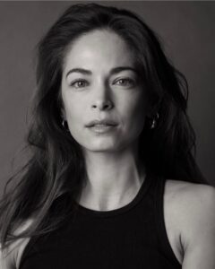 Kristin Kreuk Instagram - Listen. I don’t love getting my photo taken. Ask any friend I have ever had. Because of my job, I feel capable of getting photoshoots done. Efficiently and with minimal grumbling. That said, I haven’t had pictures taken of me commissioned by me since I was 18 (headshots). I realize now that part of why the self-commissioned process is challenging is that I have to look at all these pictures of myself and I struggle to not be super judge-y. But part of why it’s great(!) is that there is a much higher chance of getting shots that are more reflective of me. Kristine did that. I think. I mean. Who knows. I have no idea what external representation reflects me best. Ha. But! Kristine took many shots that reflect what I think best represents me. I’ve included two that she posted as they are lovely. I have also included one that hasn’t been touched up but makes me laugh (the 3rd image). The final image is not Kristine’s—it was taken by Marcus on the set of Burden of Truth and I feel it helps to complete the story. Anywho (apparently it’s “anyhoo” y’all)! I’m still picking pictures. But you all will see them as time passes. If you are in Vancouver and want some lovely shots of yourself— @theportraitsessions Pictures 1-3 taken by @theportraitsessions and 💄 by @beautyreawakened Edited to add: to the person who asked me about Lana’s book recommendation via a friend at Steel City Con: I think I have an answer!