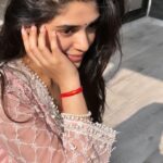 Krithi Shetty Instagram - Life’s better when you’re sunkissed ☀️✨🥰 Don’t forget your spf #summer #sun #positivity #spreadlove 📸 @mahajanyukta