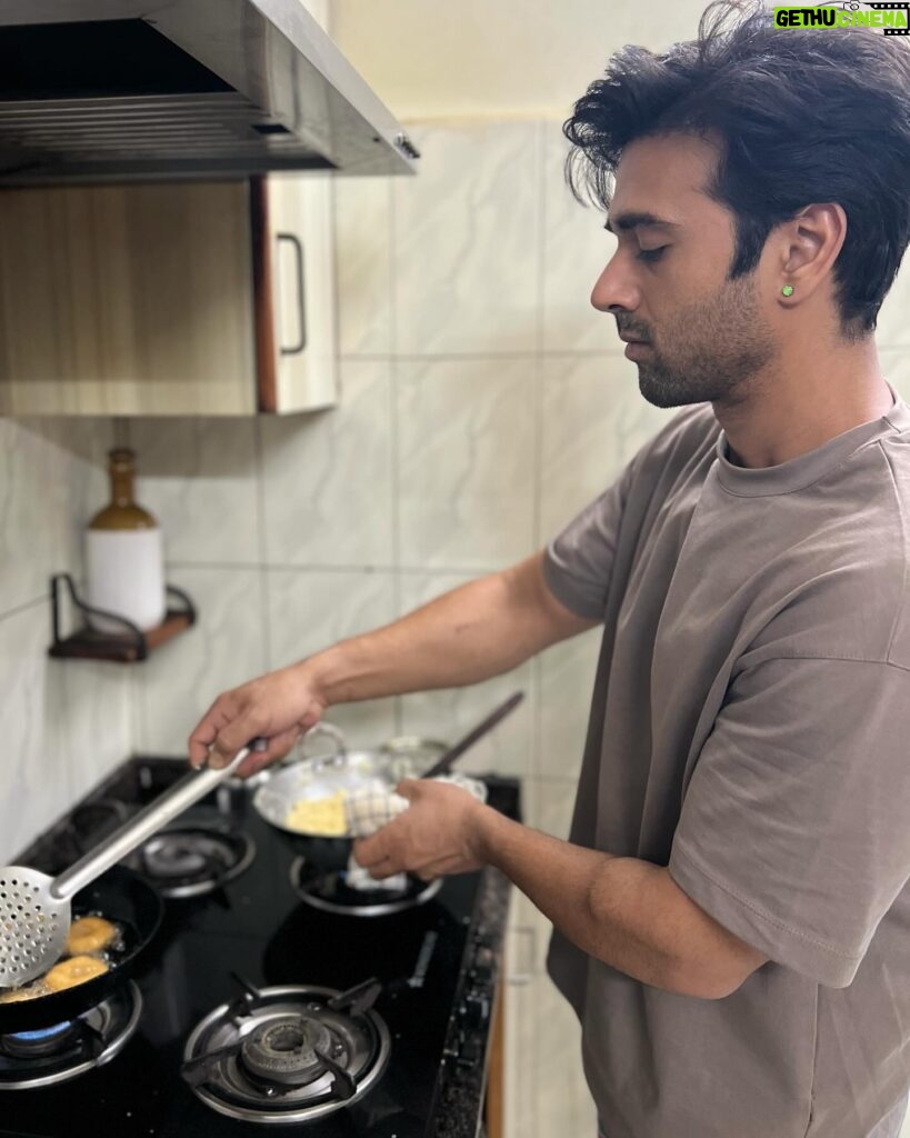 Kriti Kharbanda Instagram - Green flag alert! ❤️ Ok so something major happened yesterday and I fell in love all over again. I didn’t think this was possible, but yet, It happened :) Pulkit ki pehli rasoi happened yesterday. I walked into the kitchen and realised he’s making halwa. I asked him what he was doing, and he casually responded, “halwa bana raha hoon, it’s my pehli rasoi.” I giggled and told him, pehli rasoi ladki ki hoti hai baby. To which his response was, “that’s so silly, we’ve both decided to share equal responsibility in this relationship. You cooked for our family back home in Delhi, I’ll cook for our family here in bangalore. Simple!” He used the word simple. Yes. So casually he changed everything around and used the word simple. And in all honesty it was. It was that simple. @pulkitsamrat you are the best thing that’s ever happened to me. Thank you for showing me that you’re the best decision I’ve ever made. Tu sabr ka phal hai baby, sabse meetha! ❤️ Thu Thu Thu 🧿🥹🧿 P.S. the pictures aren’t so great coz I was too blurry visually from being supremely emo, but really wanted to share this with the world ❤️ #besthusbandever #myhome #breakingstereotypes #breakingthenorm