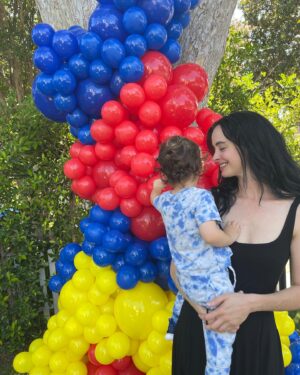 Krysten Ritter Instagram - Happy Birthday to my magical darling angel baby -love of my life - best friend.❤️❤️ The big TWO!  Wow did that happen fast. Im so lucky to be your Mama 😭 #grateful 👶🏻