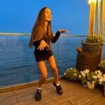 Kseniia Mishyna Instagram - Сфоткалася до їжі , щоб запамʼятати себе такою 🍓