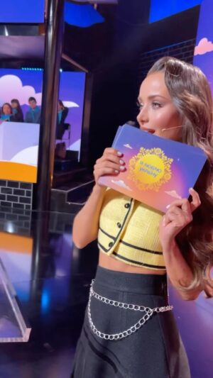Kseniia Mishyna Instagram - Другий сезон « Я люблю Україну» офіційно розпочато 🔥

Чекаєте ?

@tet_tv 
@purpruss 
@my.shura
