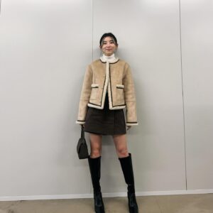 Kwon So-hyun Instagram - 극장 나들이 🤎

가족의 소중함..시간의 소중함.. 
기억의 소중함..🫶

#3일의휴가