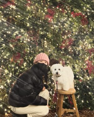 Kwon So-hyun Instagram - 너와 나의 크리스마스 🎄
크리스마스 이브는 권총이 태어난 날~🫶
Happy birthday Kwon Chong🎁🎂🎁🎂
Merry Christmas 🎄🎁