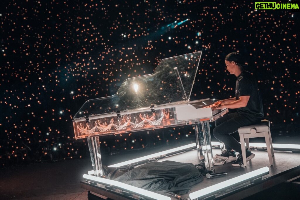 Kygo Instagram - TB to Kids In Love Tour. Can’t wait to do it again this fall 🎶 Tickets to my World Tour on sale tomorrow at kygothealbum.com 📷: @johanneslovund