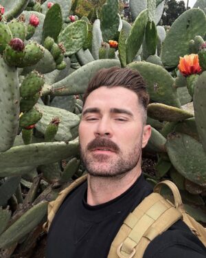Kyle Krieger Instagram - Made a beautiful film at @hacienda6palms — it’s available now  on OF — link in my bio

featuring @mrbradford7 and my awesome DP @hi_im_dan and king of good vibes @femmiedaddie 

Our host, Todd, was wonderful and kind enough to make us a beautiful dinner afterwards. It was a great day. You can book a retreat here if you navigate to the IG.