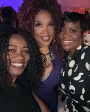 Kym Whitley Instagram - Still floating on a purple cloud!! I had a ball watching such talented artist! The Color Purple is a must see!! I know this movie is going to break the box office numbers!!! Christmas Day make sure you get your ticket!!

Oscar Awards!!! Get your mind right! This movie and the performances are ALL Oscar worthy!! @daniebb3 and @tasiasword y’all made auntie proud 🥹 

I also wanna thank my very good friend @derrick4mkup for always looking out for me and a special thank you to @michelleduffie and her team for making the night so special ! 💜✨

stylist @flutterdesigns 
makeup @_dreadiaz_ 
hair @angiehairstyles