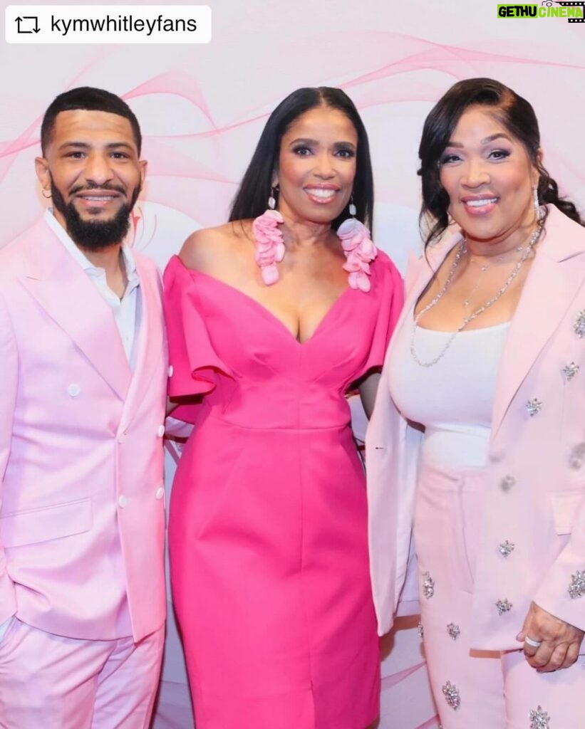 Kym Whitley Instagram - #REPOST 𝕥𝕙𝕖 𝟙𝟞𝕥𝕙 𝕒𝕟𝕟𝕦𝕒𝕝 “ℙ𝕚𝕟𝕜 ℙ𝕦𝕞𝕡 𝔸𝕗𝕗𝕒𝕚𝕣” 🌸✨ - - - If viewing follow @kymwhitleyfans Big thank you @arevamartin for this amazing event and thank you @kymwhitleyfans for always having the best post! 💖💖