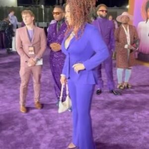 Kym Whitley Instagram - THE COLOR PURPLE is a must see !!! I had a fantastic time at the premiere!This cast is so talented!! I’m speechless! I cried laughed and applauded!  @oprah thank you for this epic musical!! Christmas Day I hope you run to the theaters!!💜✨ 

stylist @flutterdesigns 
makeup @_dreadiaz_ 
hair @angiehairstyles