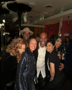 Kym Whitley Instagram - GREATEST NIGHT IN POP @netflix WHAT A NIGHT! Thank you @lionelrichie for reminding us that we all can use our platform to help others!! #greatestnightinpop